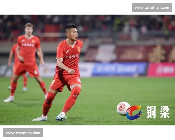 40 岁老将黄希扬助攻帽子戏法 铜梁龙 3-1 逆转终结 4 轮不胜 40 岁老将黄希扬助攻帽子戏法 铜梁龙 3-1 逆转终结 4 轮不胜