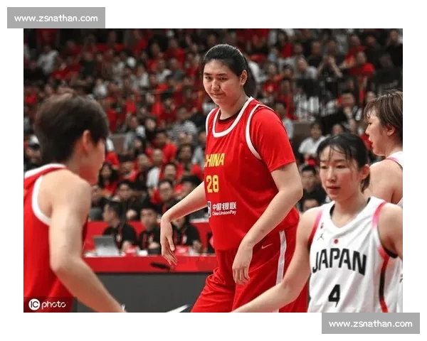 张子宇内线碾压 + 遭日本队恶意侵犯！中国女篮 3 人满分大胜