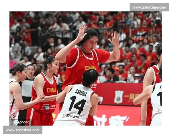 张子宇内线碾压 + 遭日本队恶意侵犯!中国女篮 3 人满分大胜 张子宇内线碾压 + 遭日本队恶意侵犯!中国女篮 3 人满分大胜
